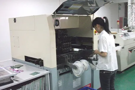 Fully Automated SMT Production Lin